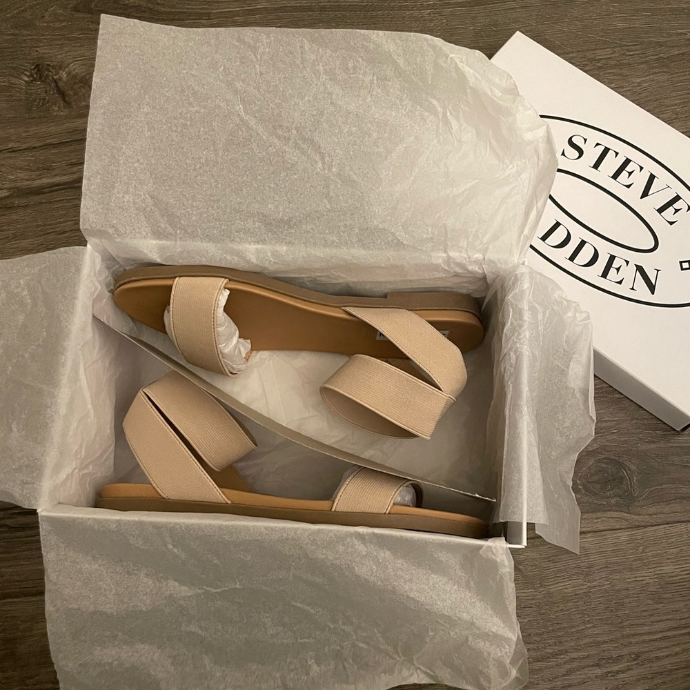 Steve Madden sandals